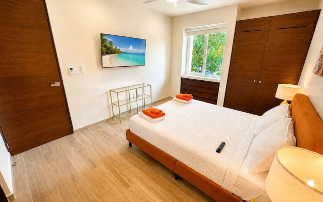 Marina view 3BR pool 7min walk to beach