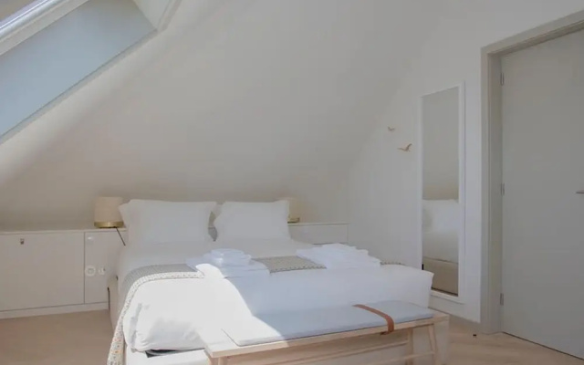 Liiiving in Porto Luxury Beachfront Apartment V