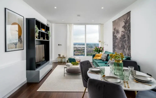 Luxurious Spacious 2Bed Flat in Canary Wharf w/views of River Thames