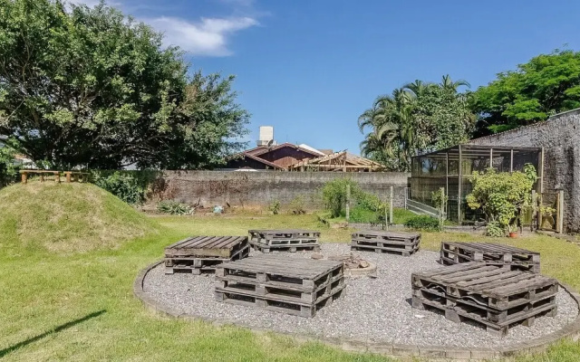 5BR House w/ Gourmet Area 400m From Beach Rfi0316