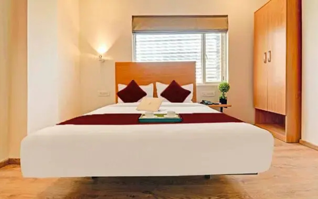 FabHotel Karol
