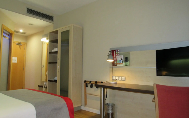 Holiday Inn Express Valencia - Bonaire by IHG