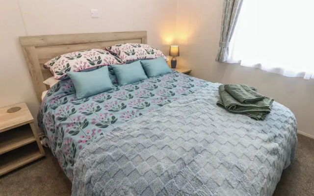 Brocklebank Lodge, 35