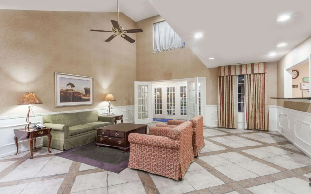 Baymont by Wyndham Hickory