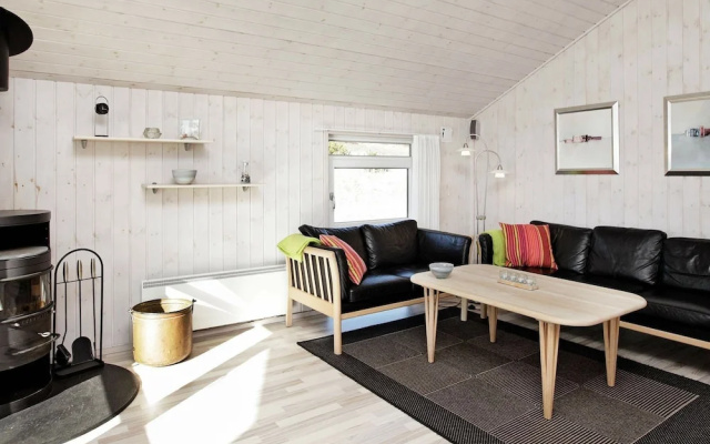 Cozy Holiday Home in Henne Jutland With Indoor Whirlpool