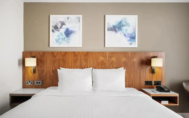 Courtyard by Marriott London Gatwick Airport