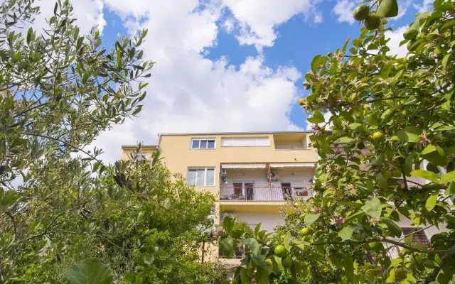 Apartments Iskra