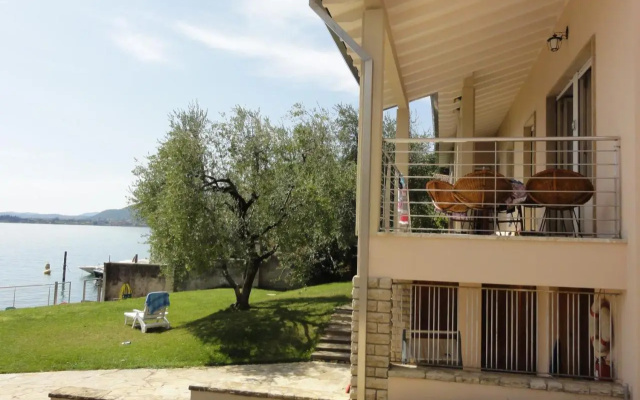 Freddy Holiday House
