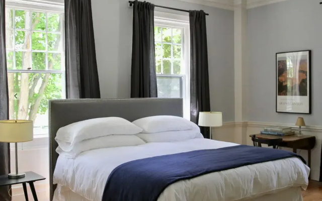 Inn at Kenmore Hall