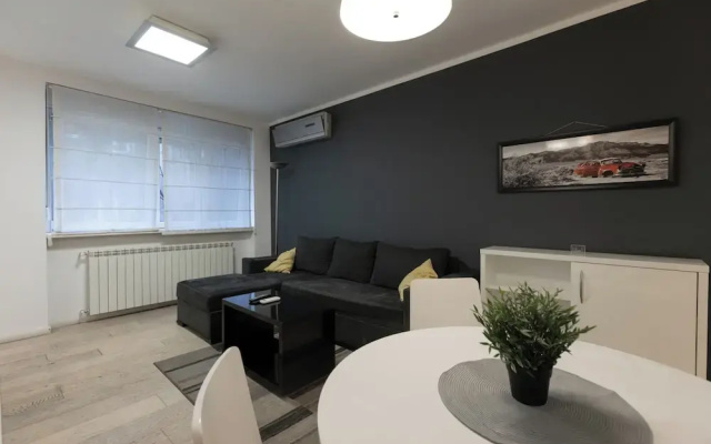 Central Studio Apartments