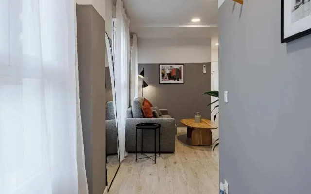 Mad Apartments by Olala Homes
