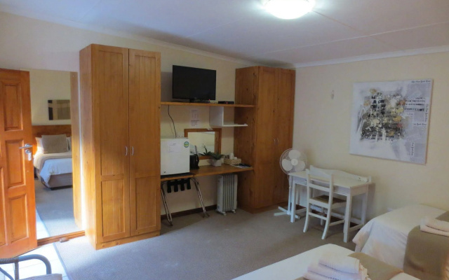 Masada Guest House B&B