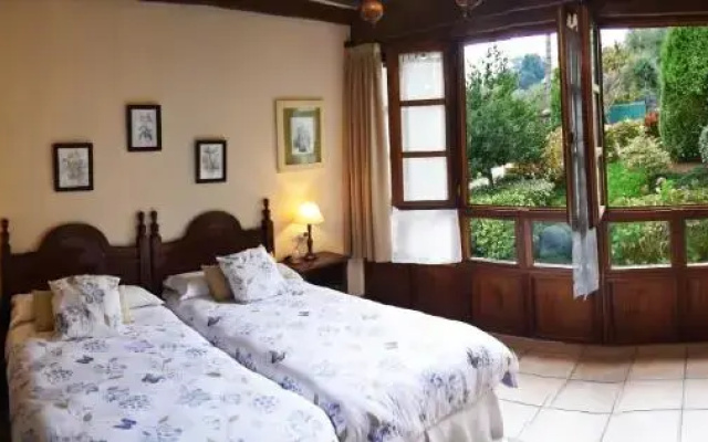 Trisqueles y Buganvillas