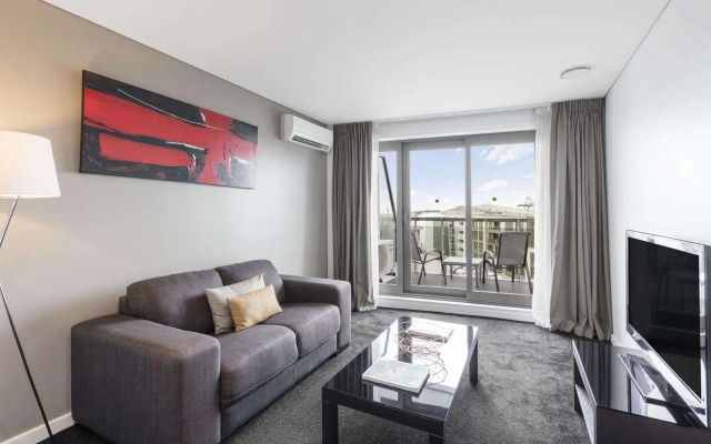 Отель Oaks Auckland
