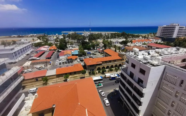 Paradise Palms Seaview Apartment