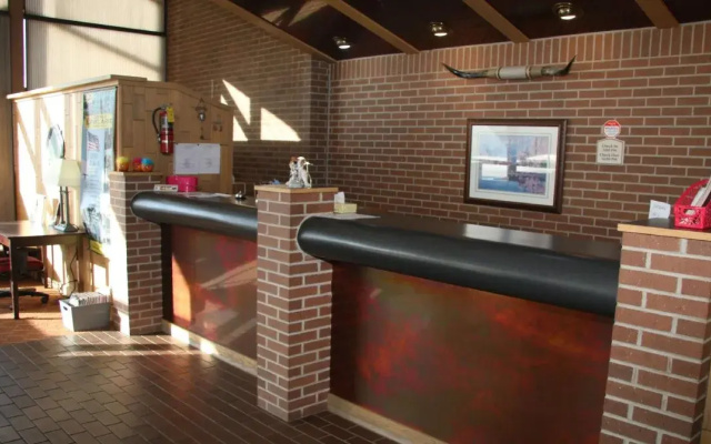 Townsman Inn
