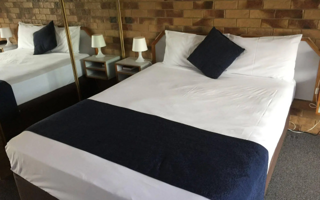 Bribie Waterways Motel
