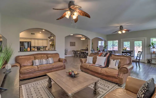Lavish Family Escape w/ Game Room in Avondale!