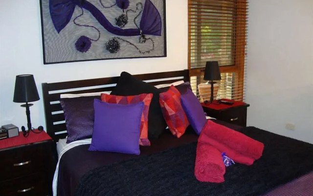 Sunway Farm Bed & Breakfast and Rosebud Cottage