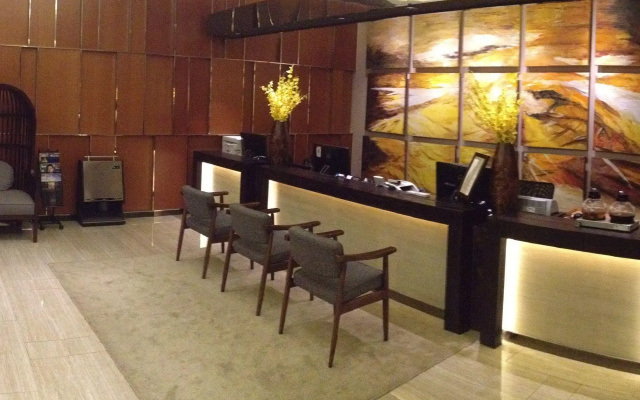 Baolong Homelike Hotel Changxing Branch