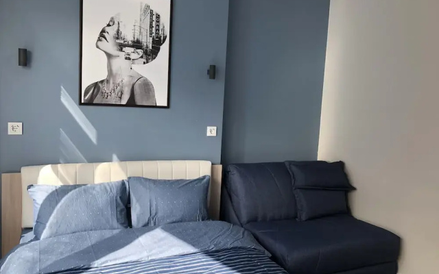 Central Bay Studios. 7min Station, Arbat Street