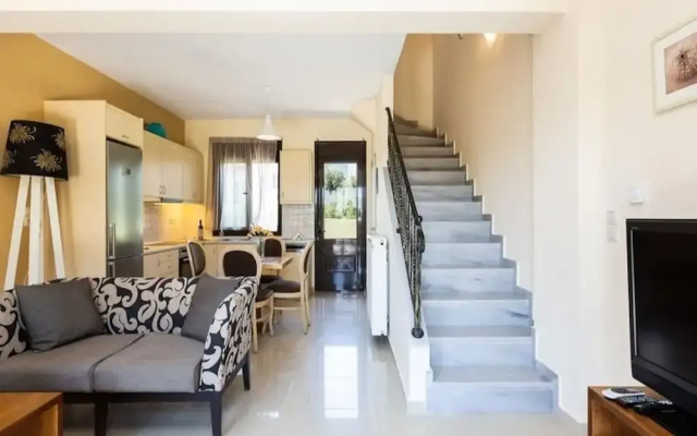 Loutra-one Bedroom Apartment