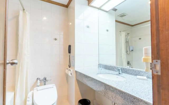 Journeyhub Sukhumvit 26 Bangkok