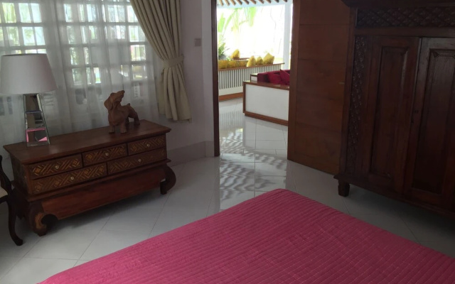Yogyakarta Tropicana Villa