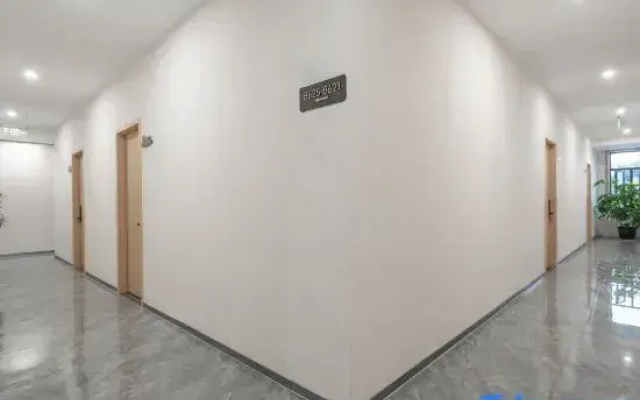 Ruyi 168 Hotel