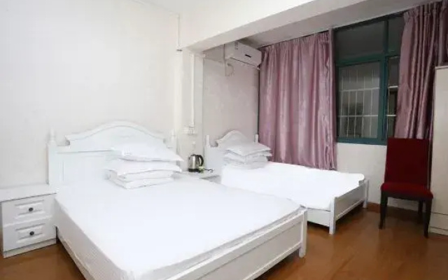Ningbo Denghua Hotel