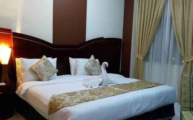 Royal Crown Suites