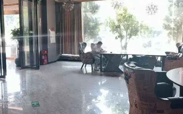 Mige Boutique Hotel(FoShan YanBu YingHai GuoJi Cha Du)