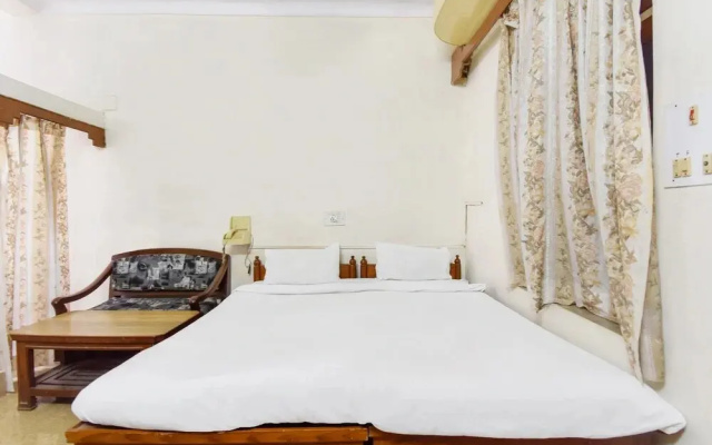 Dutta Guest House by OYO Rooms