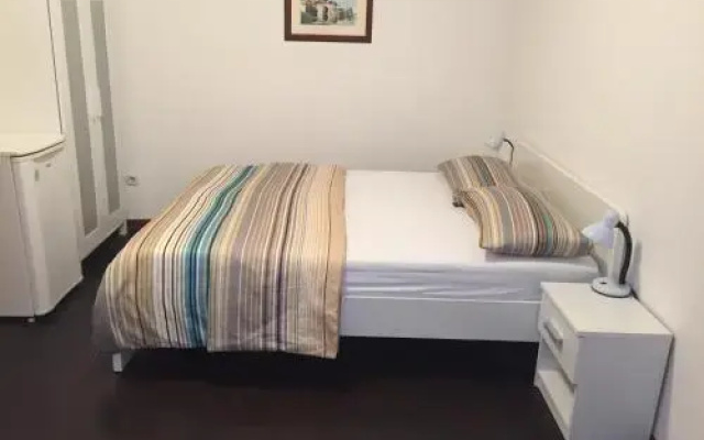 Boutique House Djaki