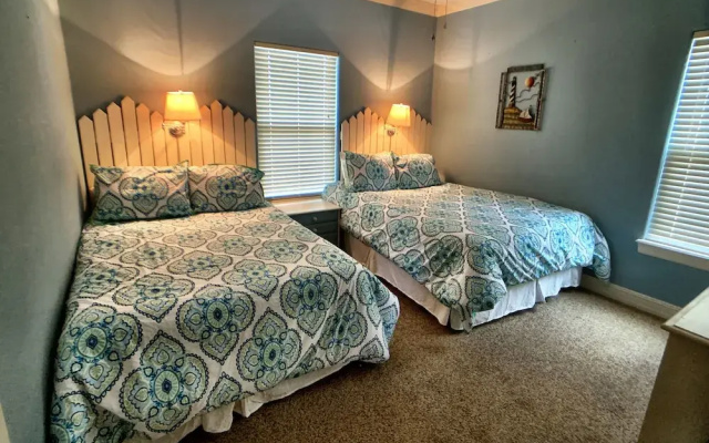 Seaside Merryment 4 Bedroom Home