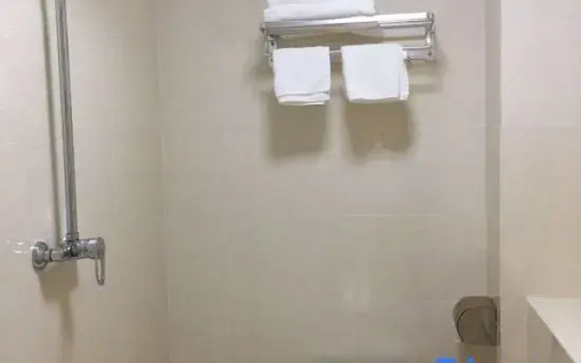 Yuelai Hotel Chain