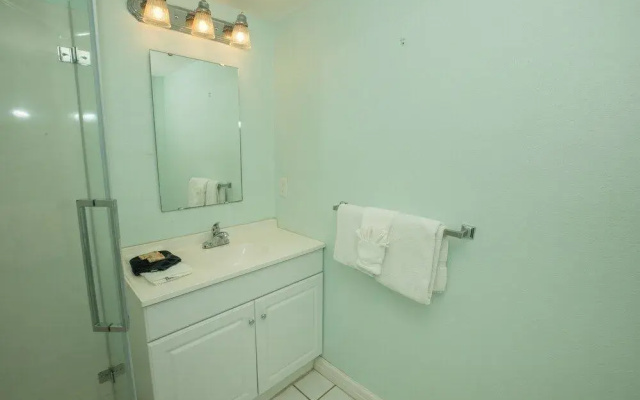 Pelican Beach 2011 Destin - 1 Br Condo