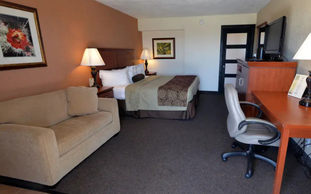 Elephant Butte Inn & Spa