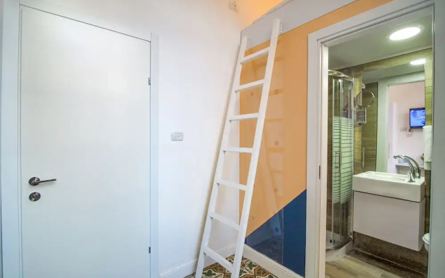 Paamonim Studios - Adults only