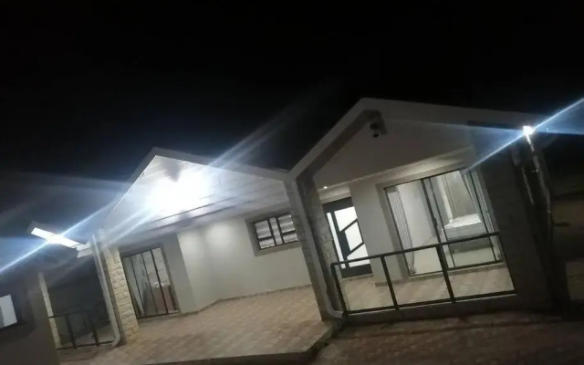 8sIndoor heated pool4 bedroom villaGreat view