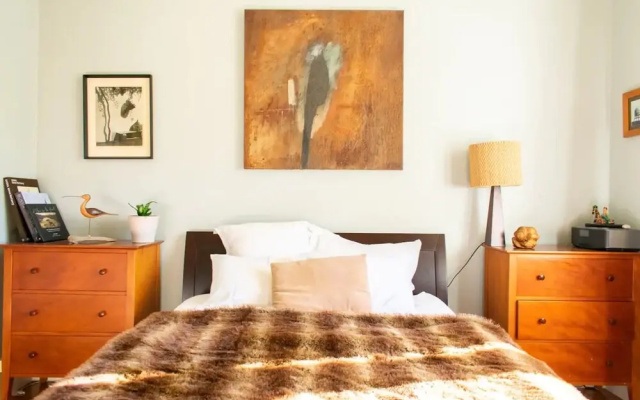 Characterful 2 Bedroom Ponsonby Villa With Private Garden
