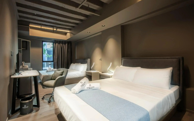 Hotel Calmo Bugis