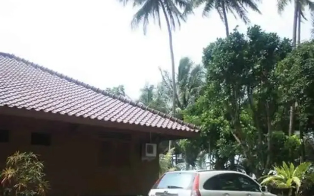 Villa Roca Layung