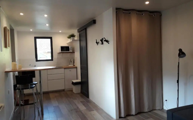 Studio avec jardin et stationnement gratuit à Rouen