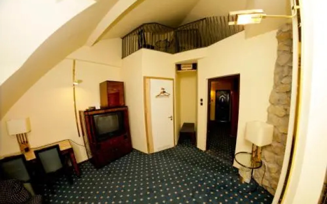 Hotel Podzamcze