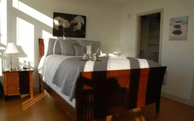 Juliet Plus by Victoria Royal Vacations