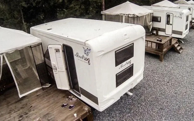 The Proud Resort - Caravan Park