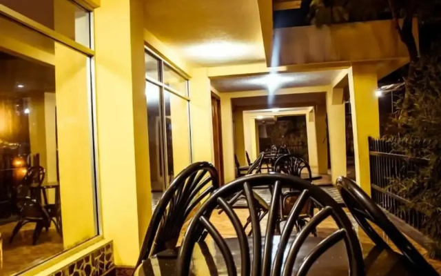 Zakinn Eland Hotel