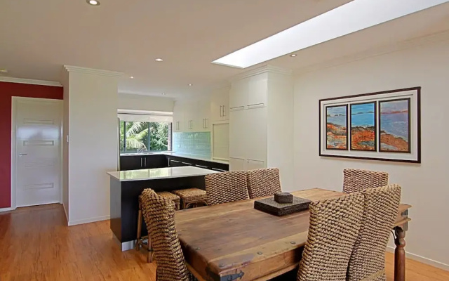 A PERFECT STAY - 3 James Cook Apartments