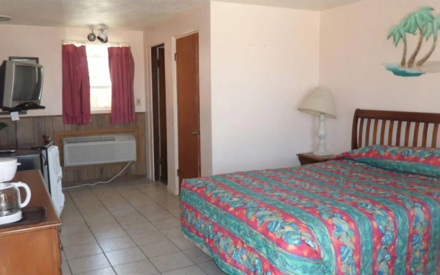 Lazy Hours Motel
